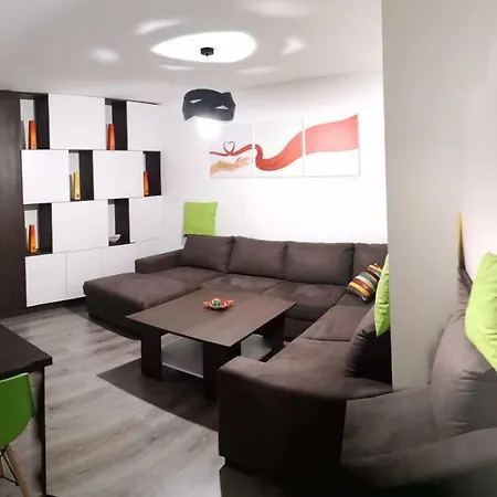 Centrum Leyla Apartment