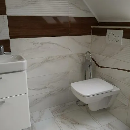 Apartment Centrum Leyla *